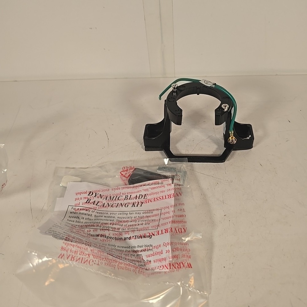 Hampton Bay Caprice 52" Replacement parts‎ Mounting Bracket HBK-Q64-2